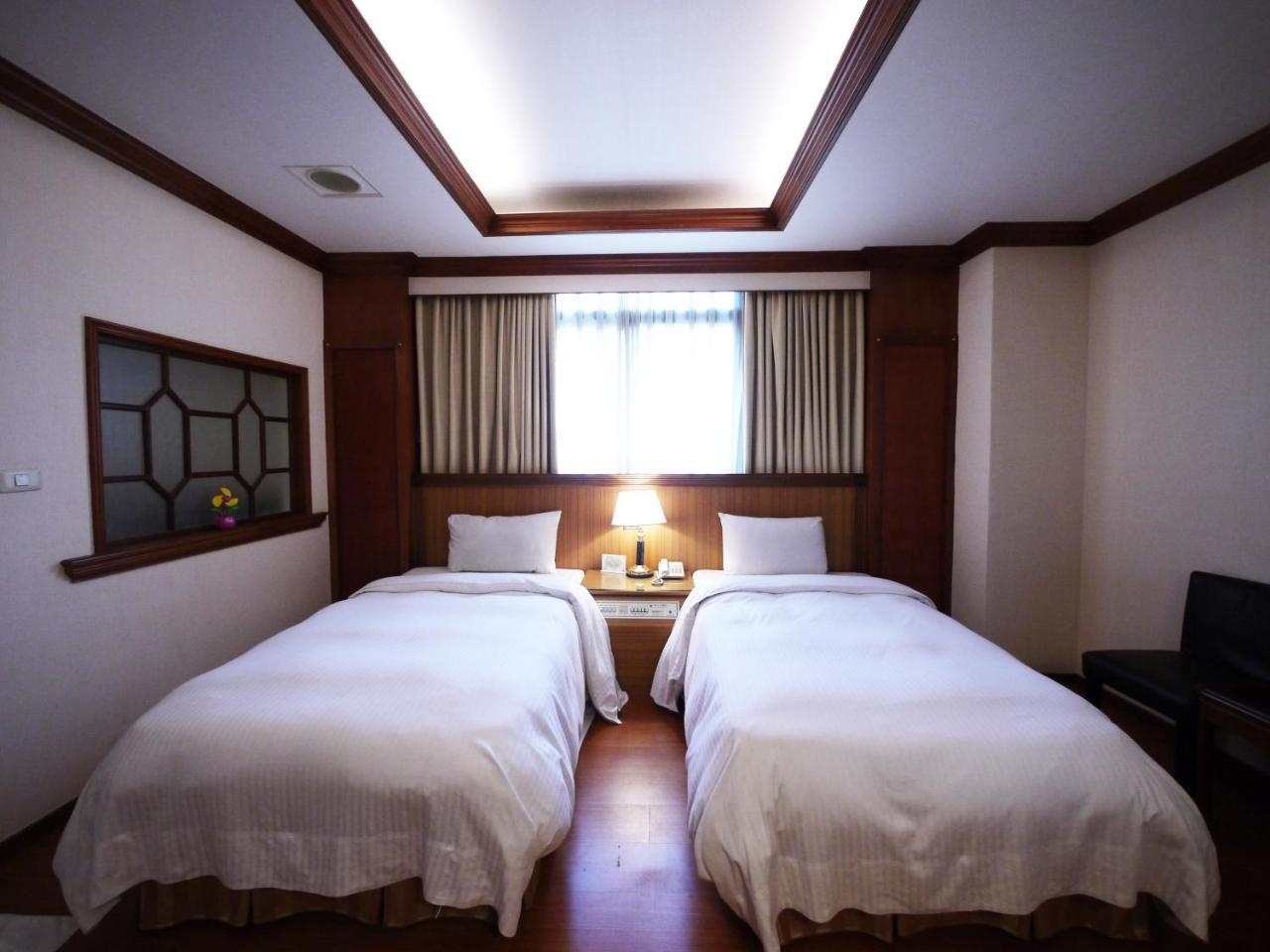 Emperor Hotel Kao-siung Exteriér fotografie
