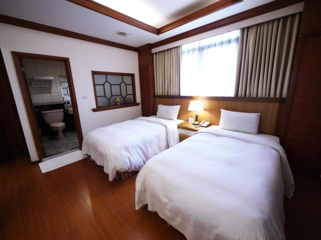 Emperor Hotel Kao-siung Exteriér fotografie