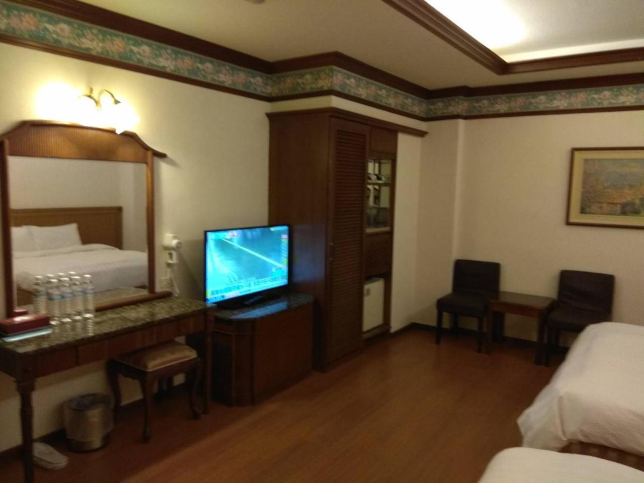 Emperor Hotel Kao-siung Exteriér fotografie